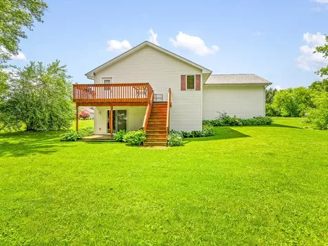 117 Pembroke Road SW Poplar Grove IL 61065