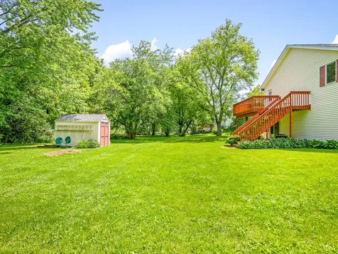 117 Pembroke Road SW Poplar Grove IL 61065