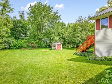 117 Pembroke Road SW Poplar Grove IL 61065