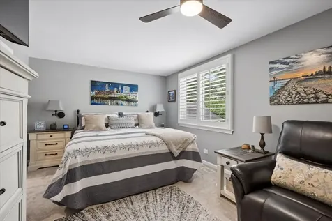 4017 Carousel Drive Northbrook IL 60062