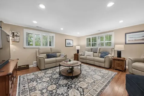 4017 Carousel Drive Northbrook IL 60062