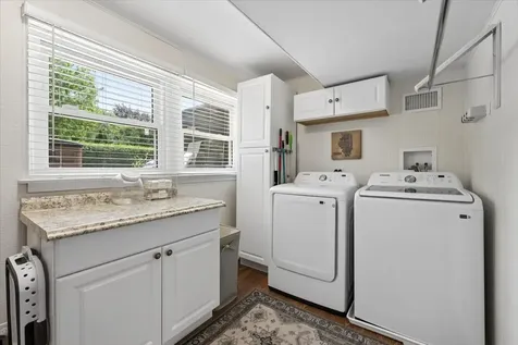 4017 Carousel Drive Northbrook IL 60062