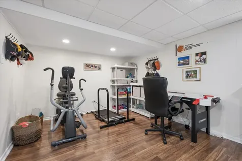 4017 Carousel Drive Northbrook IL 60062