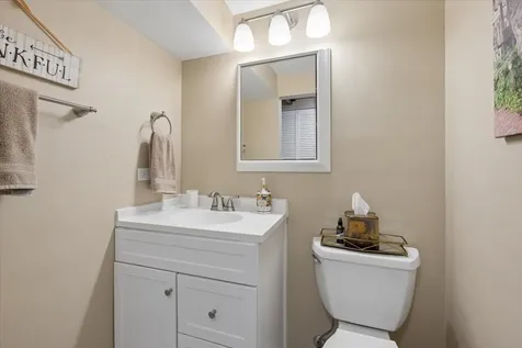 4017 Carousel Drive Northbrook IL 60062