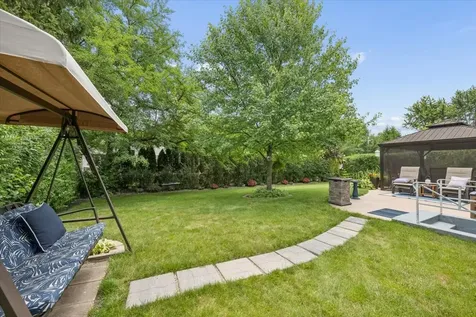 4017 Carousel Drive Northbrook IL 60062