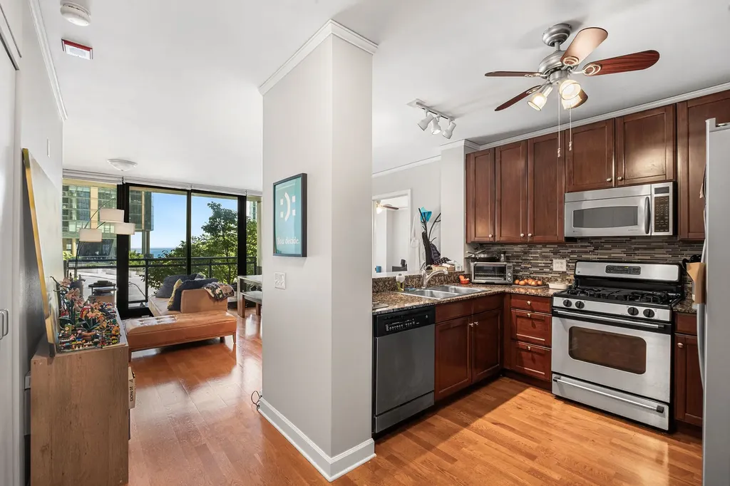 201 North Westshore Drive Chicago IL 60601