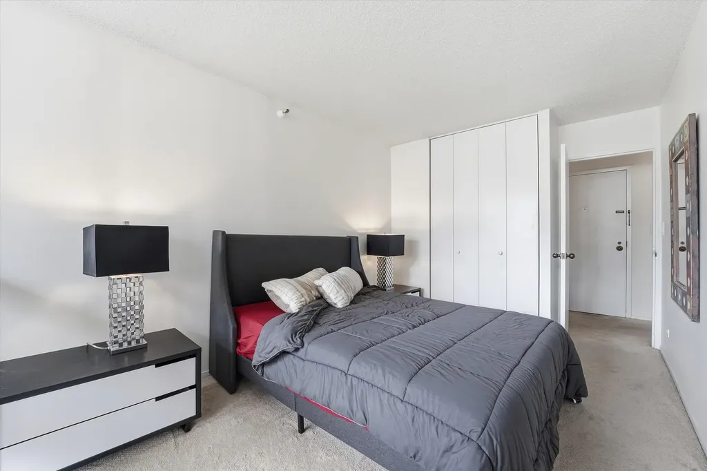10 East Ontario Street Chicago IL 60611