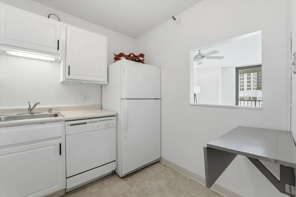 10 East Ontario Street Chicago IL 60611
