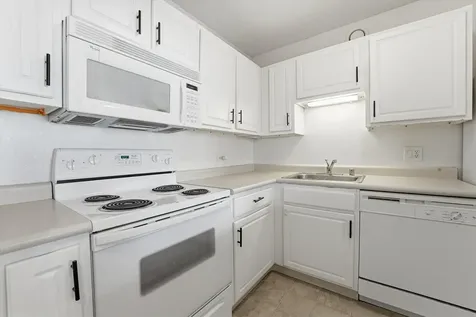 10 East Ontario Street Chicago IL 60611