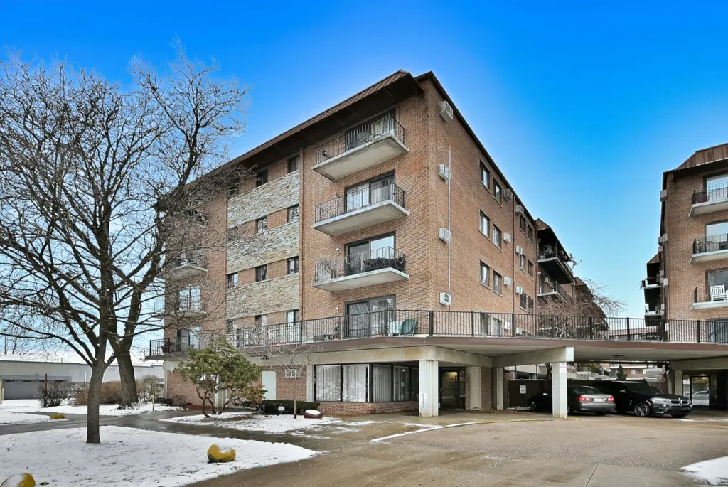 2333 North Neva Avenue Chicago IL 60707