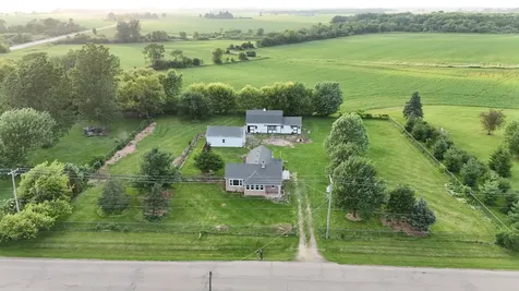 22418 Oak Grove Road Harvard IL 60033
