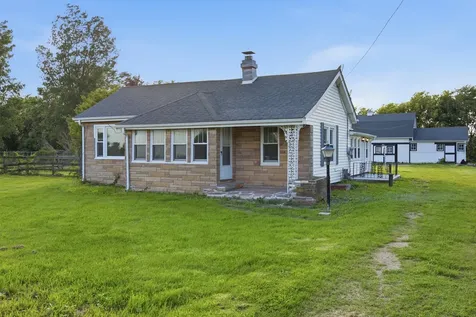 22418 Oak Grove Road Harvard IL 60033