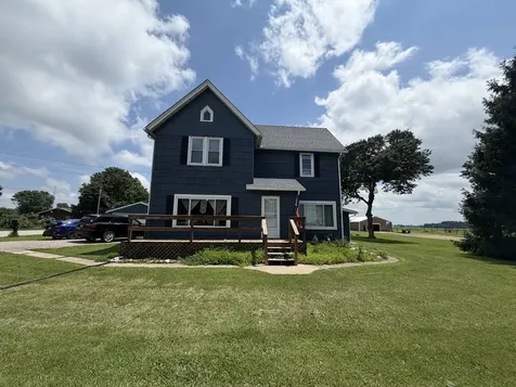 2527 South Union Road Polo IL 61064