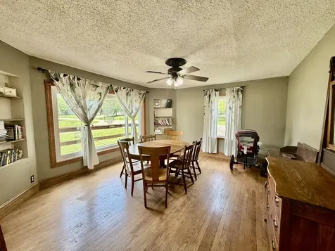 2527 South Union Road Polo IL 61064