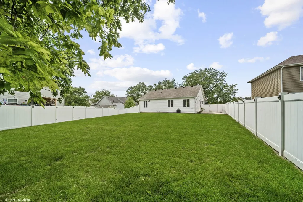 5517 Steamboat Circle Plainfield IL 60586