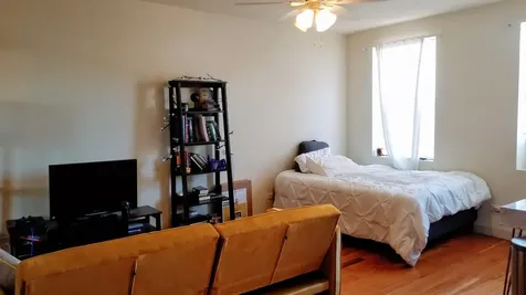 4764 North Virginia Avenue Chicago IL 60625