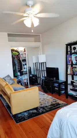 4764 North Virginia Avenue Chicago IL 60625