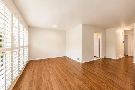 408 South Albert Street Mount Prospect IL 60056