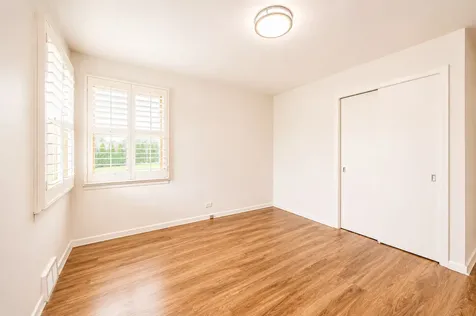 408 South Albert Street Mount Prospect IL 60056