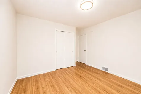 408 South Albert Street Mount Prospect IL 60056