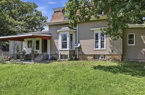 711 5TH Avenue Sterling IL 61081