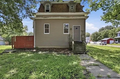 711 5TH Avenue Sterling IL 61081