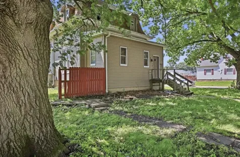 711 5TH Avenue Sterling IL 61081