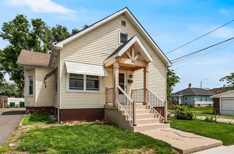 411 Wallace Street Joliet IL 60436