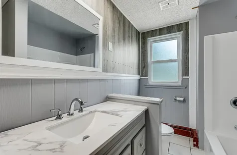 411 Wallace Street Joliet IL 60436