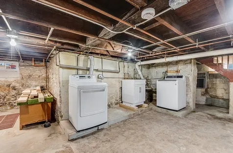 411 Wallace Street Joliet IL 60436