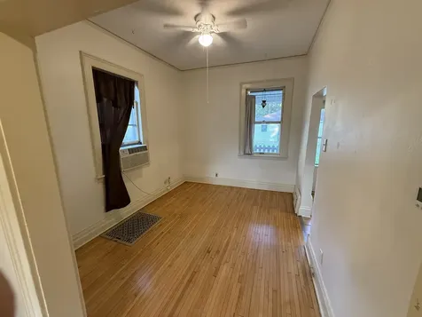 418 N 4th Street Dekalb IL 60115