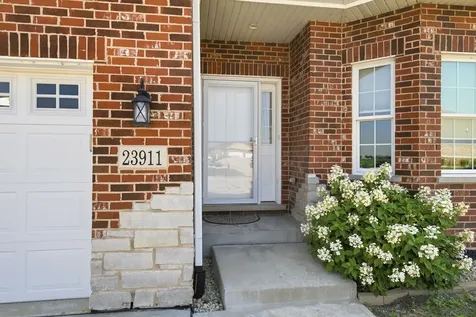 23911 South Fugett Drive Manhattan IL 60442