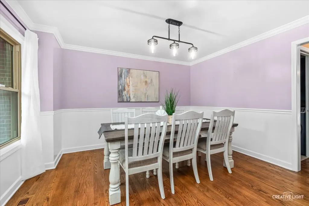 5024 Coneflower Drive Naperville IL 60564