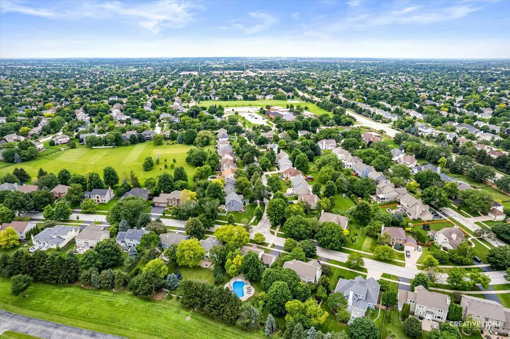 5024 Coneflower Drive Naperville IL 60564