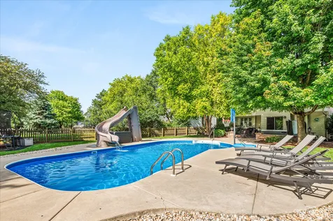 5024 Coneflower Drive Naperville IL 60564