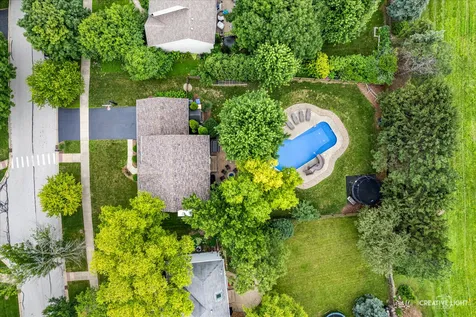 5024 Coneflower Drive Naperville IL 60564