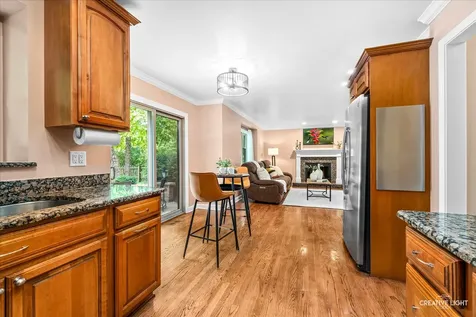 5024 Coneflower Drive Naperville IL 60564