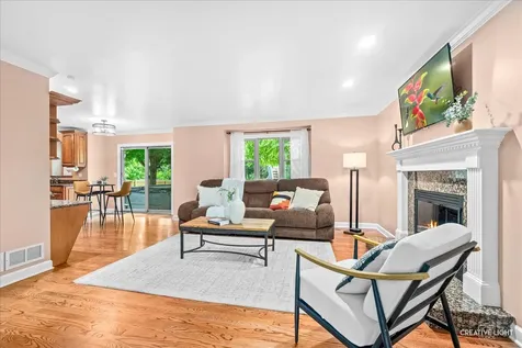 5024 Coneflower Drive Naperville IL 60564