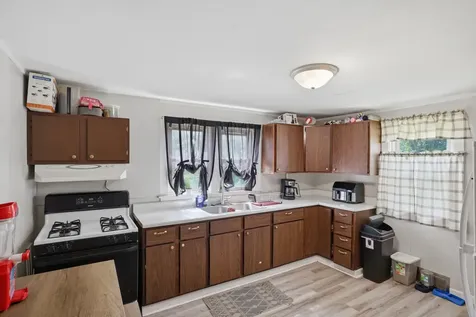 1723 West 4th Street Dixon IL 61021