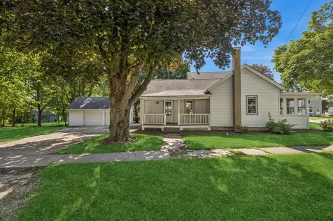 802 East Washington Street Marengo IL 60152