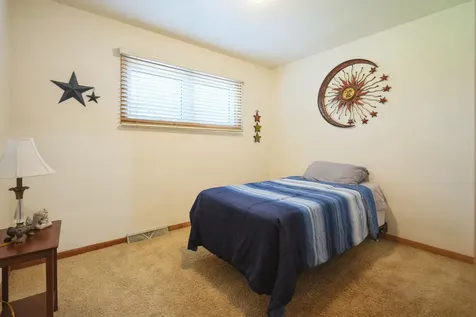 1905 4TH Street A Street East Moline IL 61244