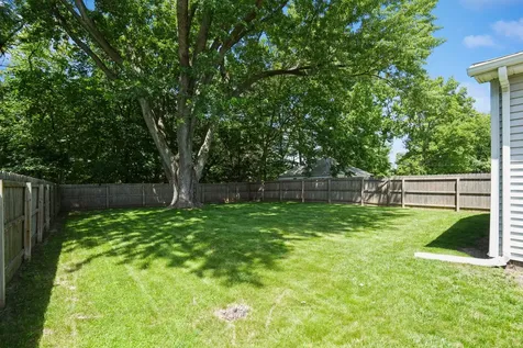 1905 4TH Street A Street East Moline IL 61244