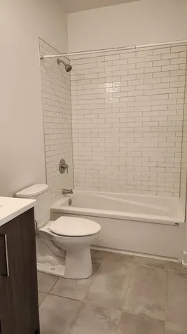 4428 North Sheridan Road Chicago IL 60640