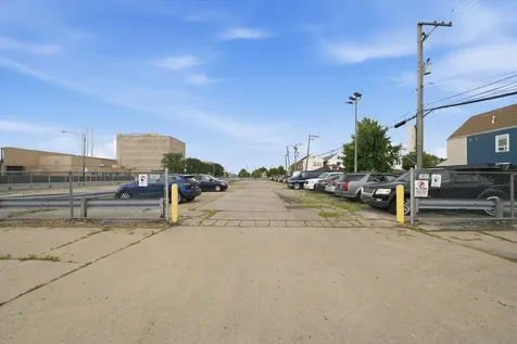 2849-3139 West 51st Street Chicago IL 60632