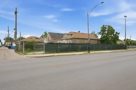 2849-3139 West 51st Street Chicago IL 60632