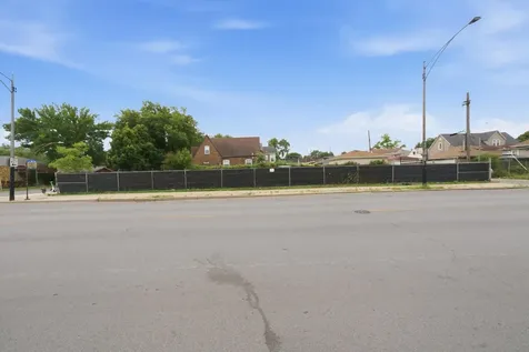2849-3139 West 51st Street Chicago IL 60632