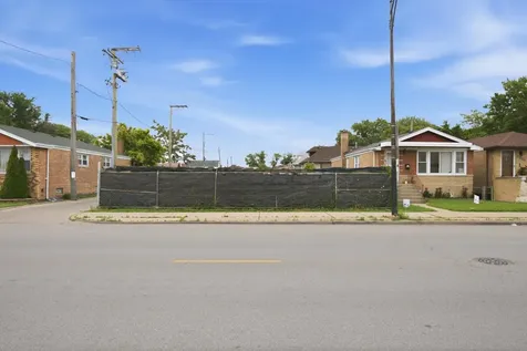 2849-3139 West 51st Street Chicago IL 60632