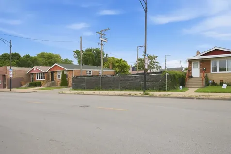 2849-3139 West 51st Street Chicago IL 60632