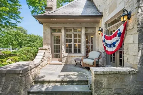 654 Pine Street Winnetka IL 60093