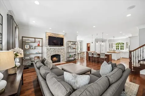 654 Pine Street Winnetka IL 60093